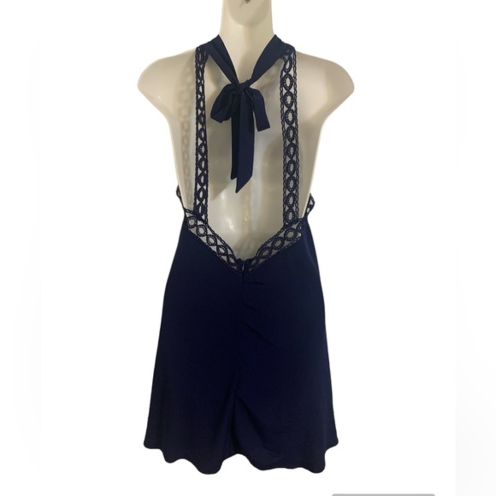 Lulus Halter Open Back Lace Mini Dress Ladies Size Medium in Navy